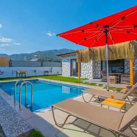 Vila Ozbi-conservative In Camkoy For 4 Person
