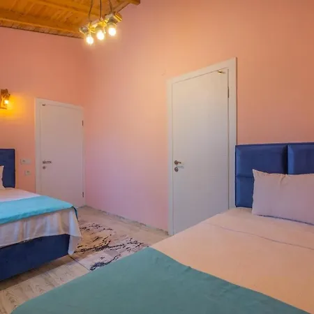 Vila Ozbi-conservative In Camkoy For 4 Person