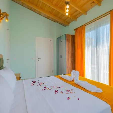 Ozbı-conservative In çamkoy For 4 Person