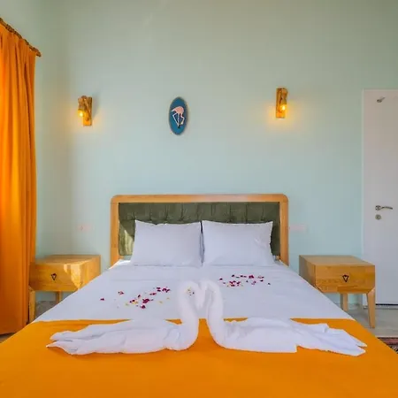 Ozbi-conservative In Camkoy For 4 Person * فتحية